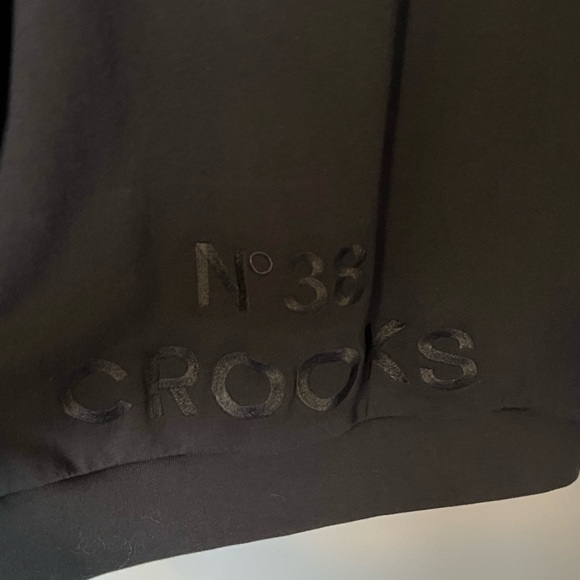 Crooks & castles crewneck with side zip. Size Large - Picture 4 of 5